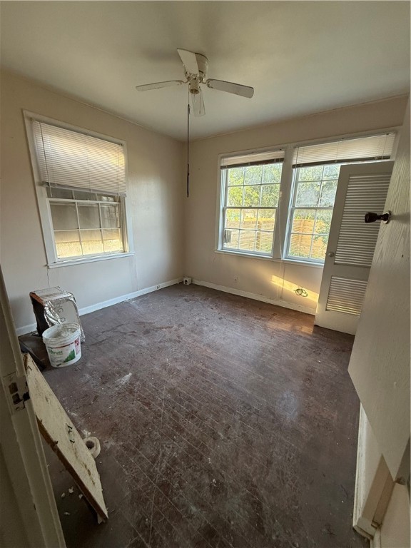 349 Glenoak Dr Property Photo 16