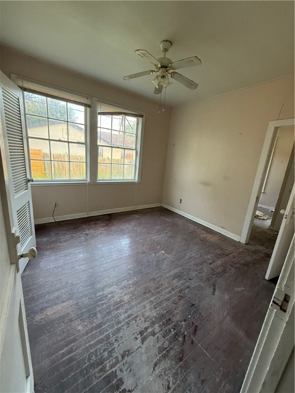 349 Glenoak Dr Property Photo 18