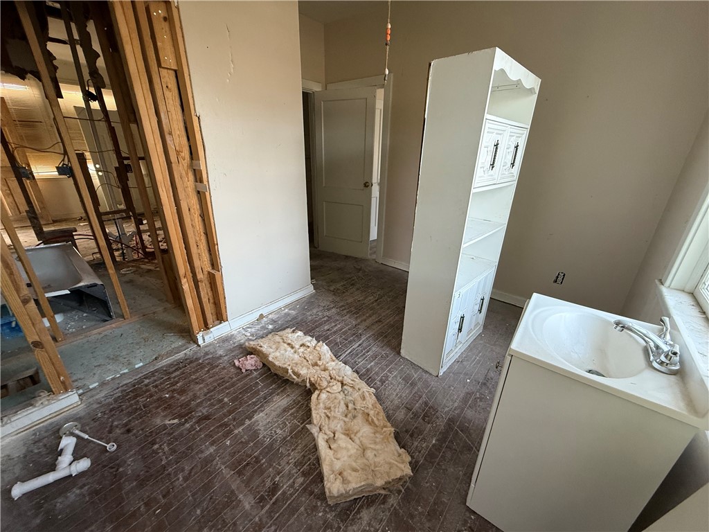 349 Glenoak Dr Property Photo 21