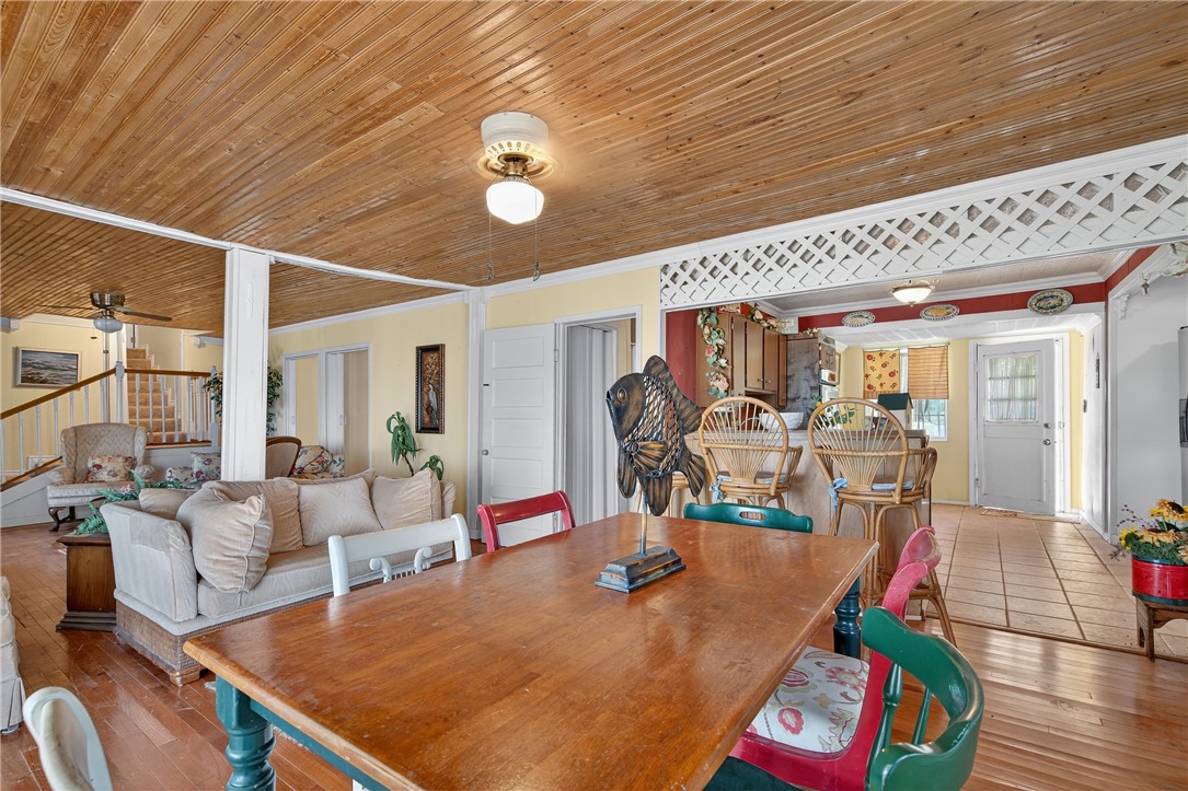 107 E Lakefield Dr Property Photo 11