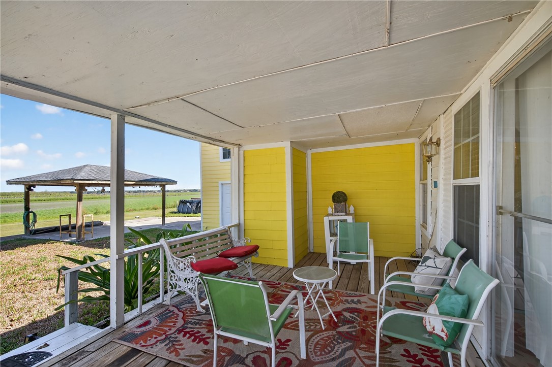 107 E Lakefield Dr Property Photo 26