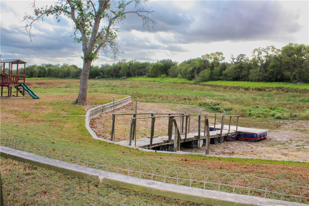 286 Mystic Dr Property Photo 8