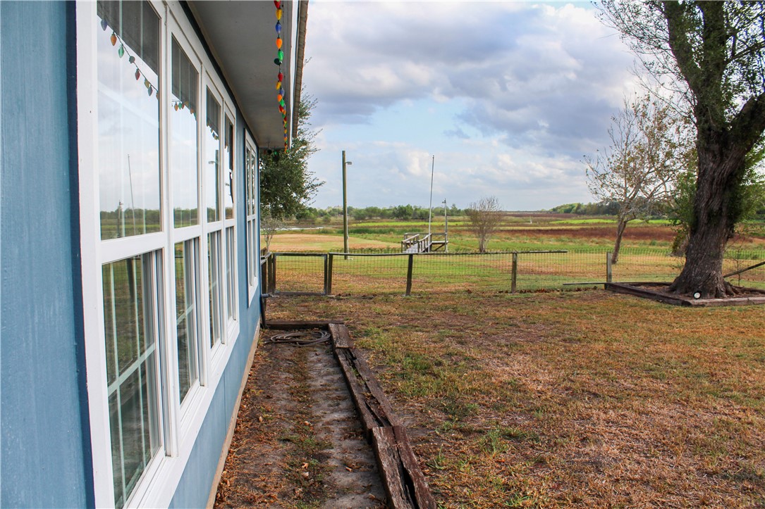 286 Mystic Dr Property Photo 9