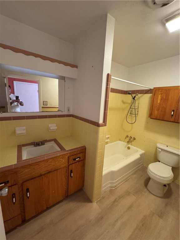 131 N Lamont St Property Photo 16