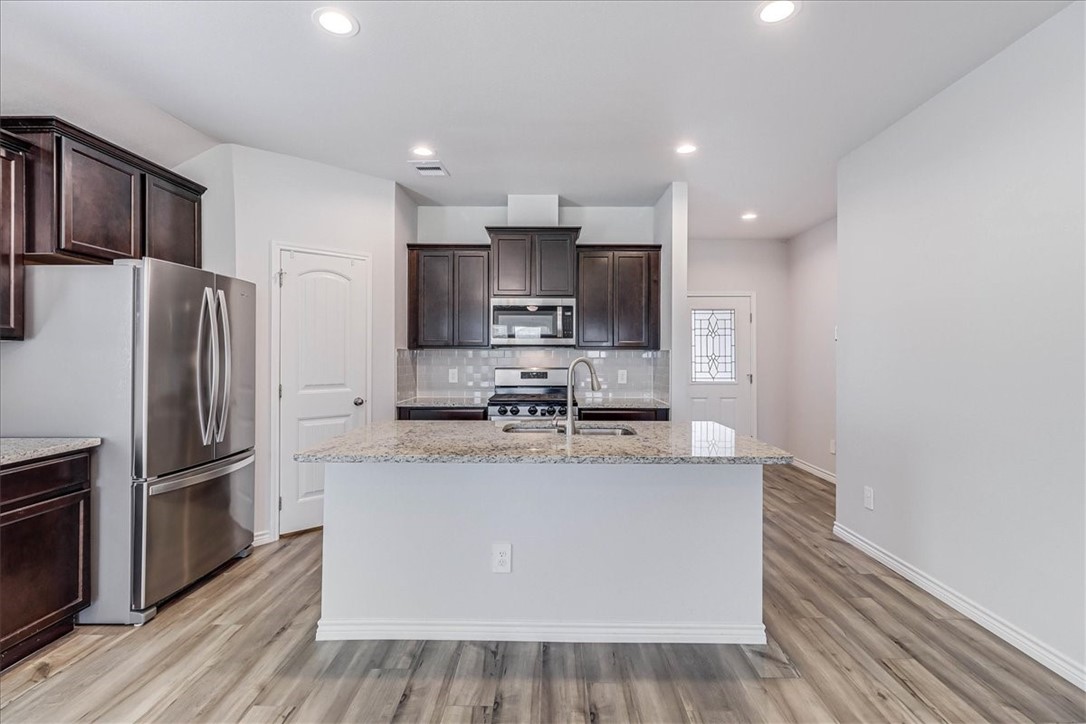 1262 Breebry Dr Property Photo 3