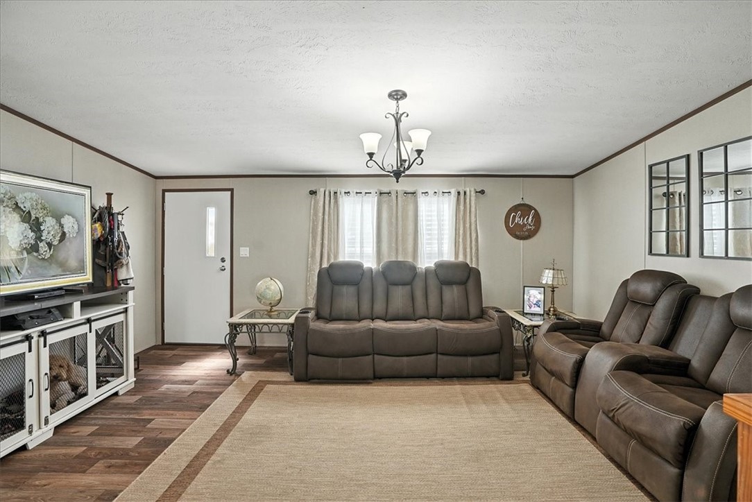 4514 Pecos Property Photo 6