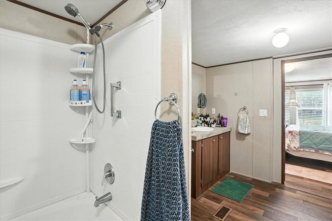 4514 Pecos Property Photo 21