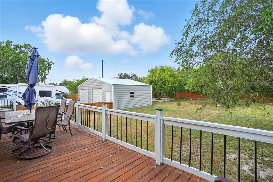 4514 Pecos Property Photo 24