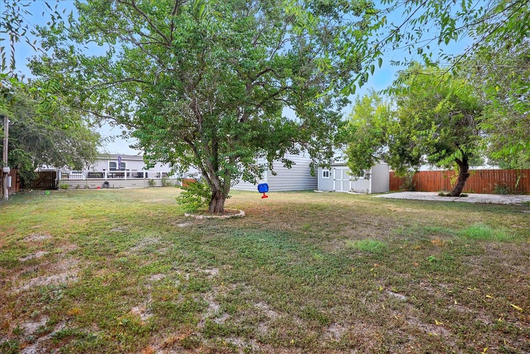 4514 Pecos Property Photo 28