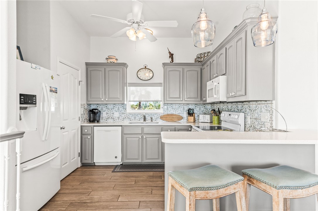 5601 State Highway 361 103 Property Photo 10