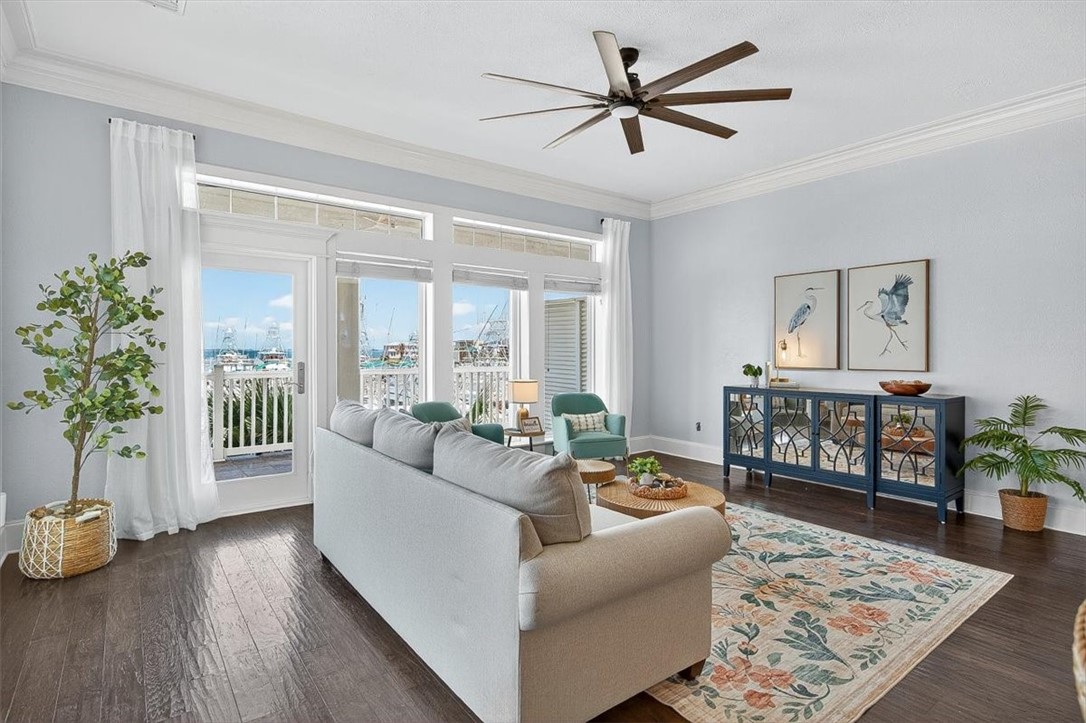 116 W Cotter Ave H Property Photo 6