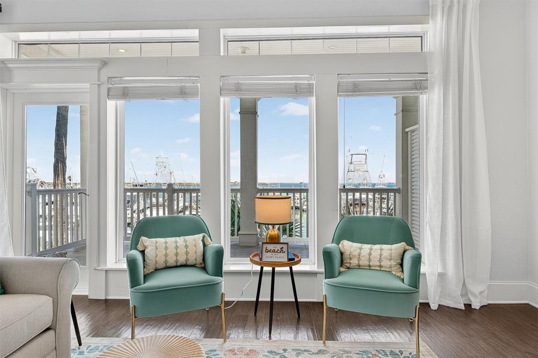 116 W Cotter Ave H Property Photo 8