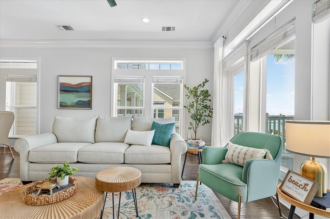 116 W Cotter Ave H Property Photo 11