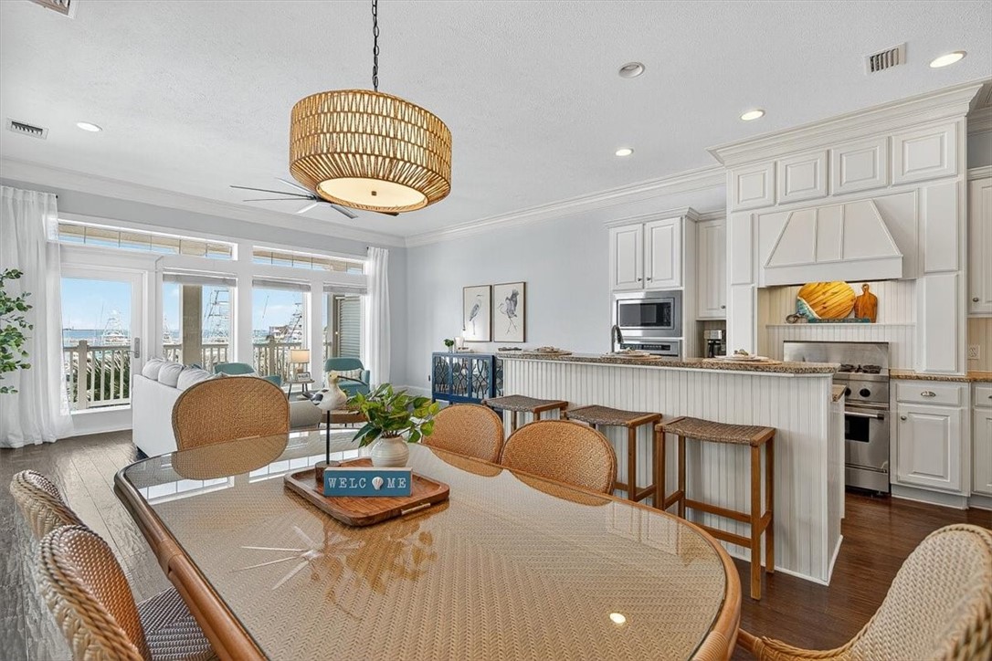 116 W Cotter Ave H Property Photo 16