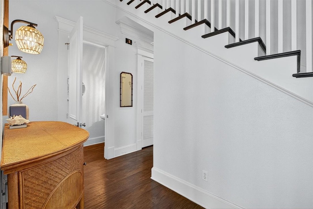 116 W Cotter Ave H Property Photo 17