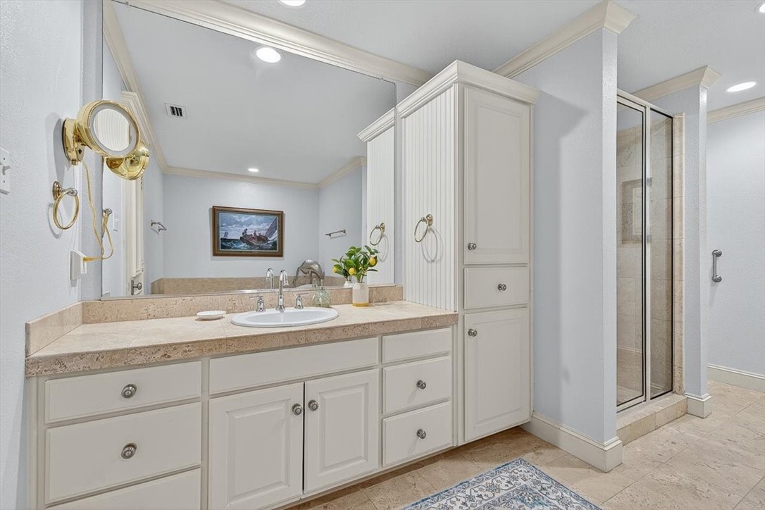 116 W Cotter Ave H Property Photo 31