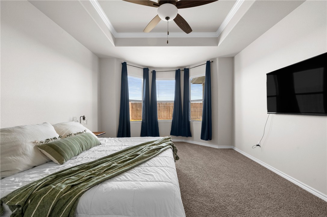 1035 Ocean Breeze St Property Photo 17