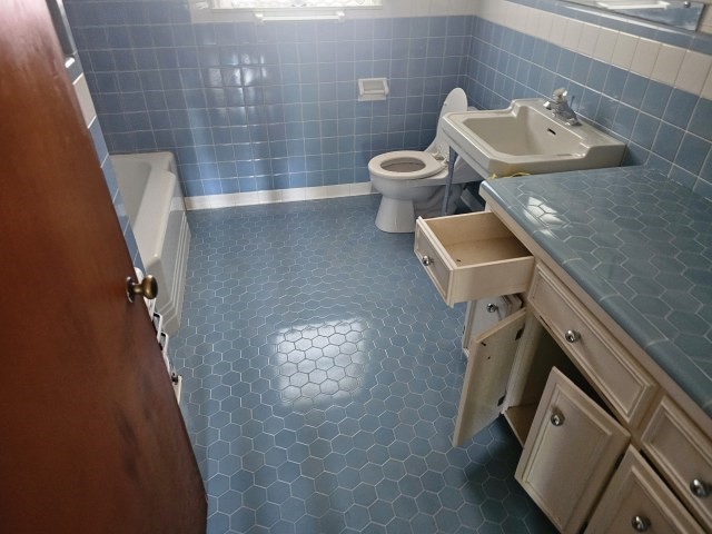 301 Chenoweth Dr Property Photo 13