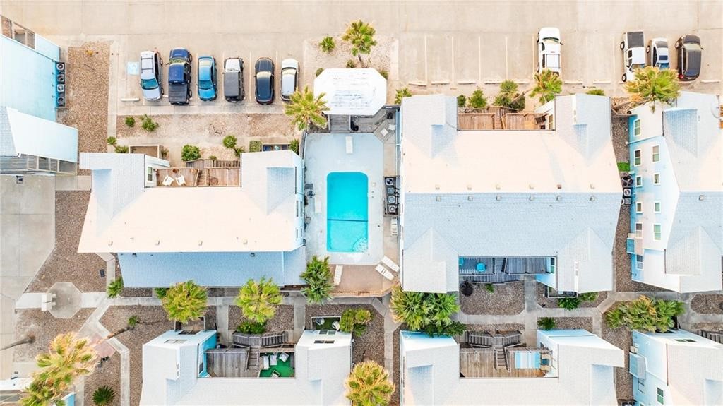 15002 Leeward Dr 5202 Property Photo 25