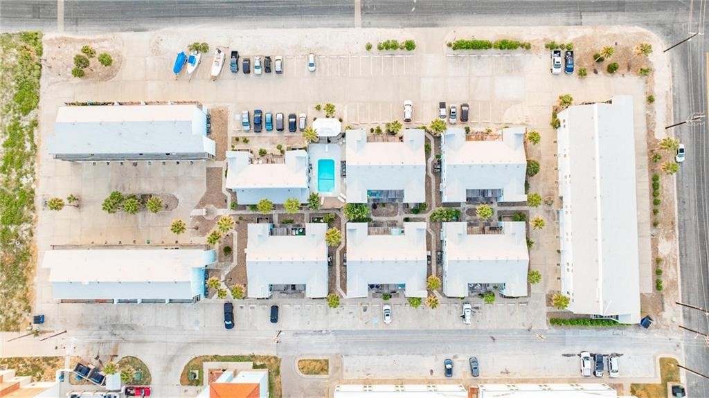 15002 Leeward Dr 5202 Property Photo 26