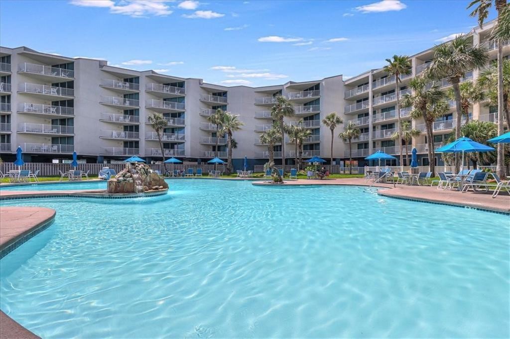 800 Sandcastle Dr 106 Property Photo 27