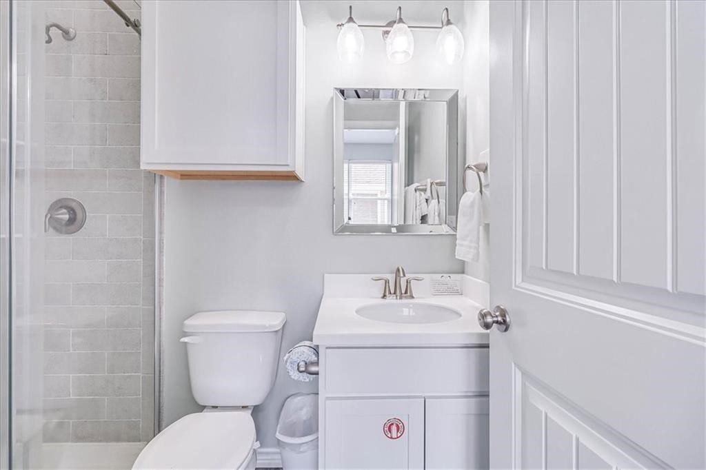 1813 S 11th St 202 Property Photo 23