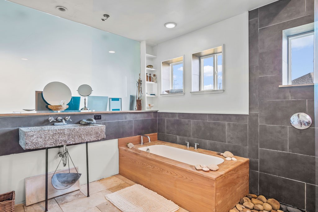 127 Twelfth St Property Photo 23