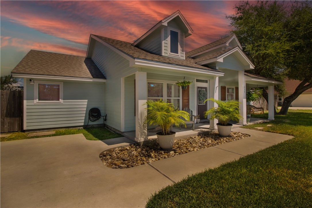 117 N Santa Clara Dr Property Photo 3