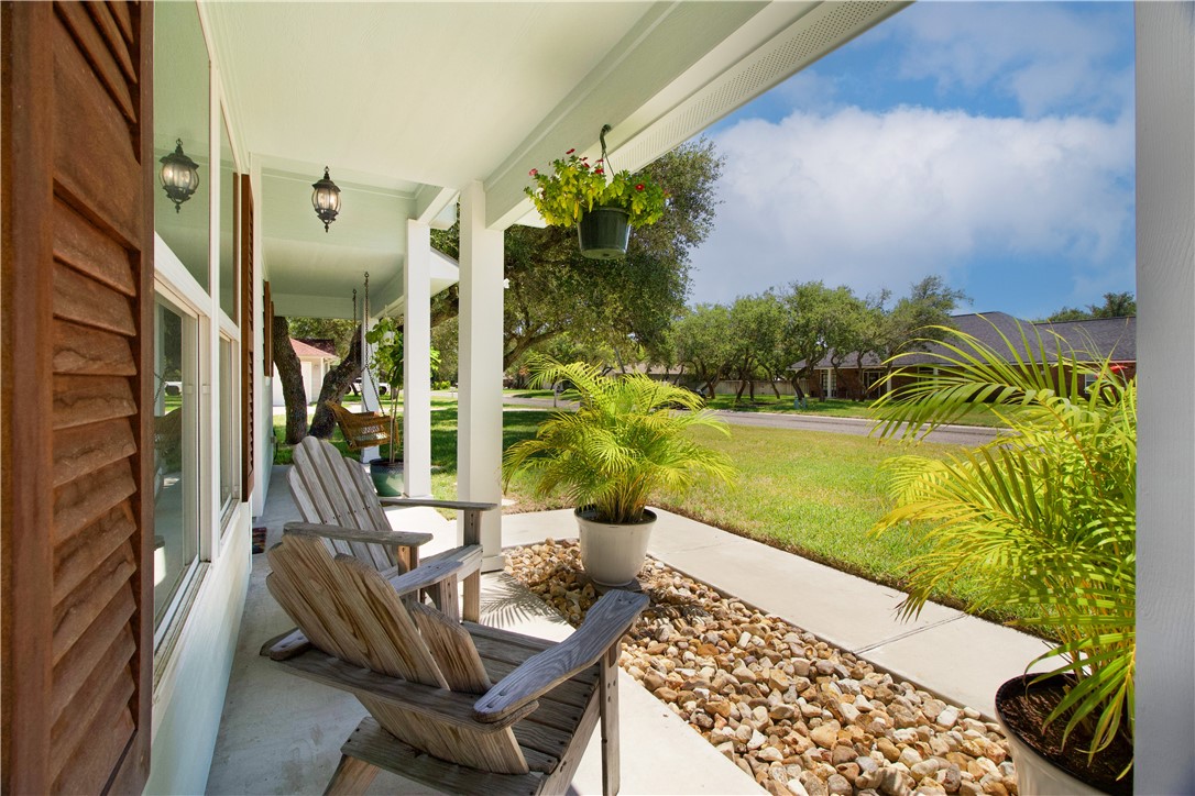 117 N Santa Clara Dr Property Photo 7