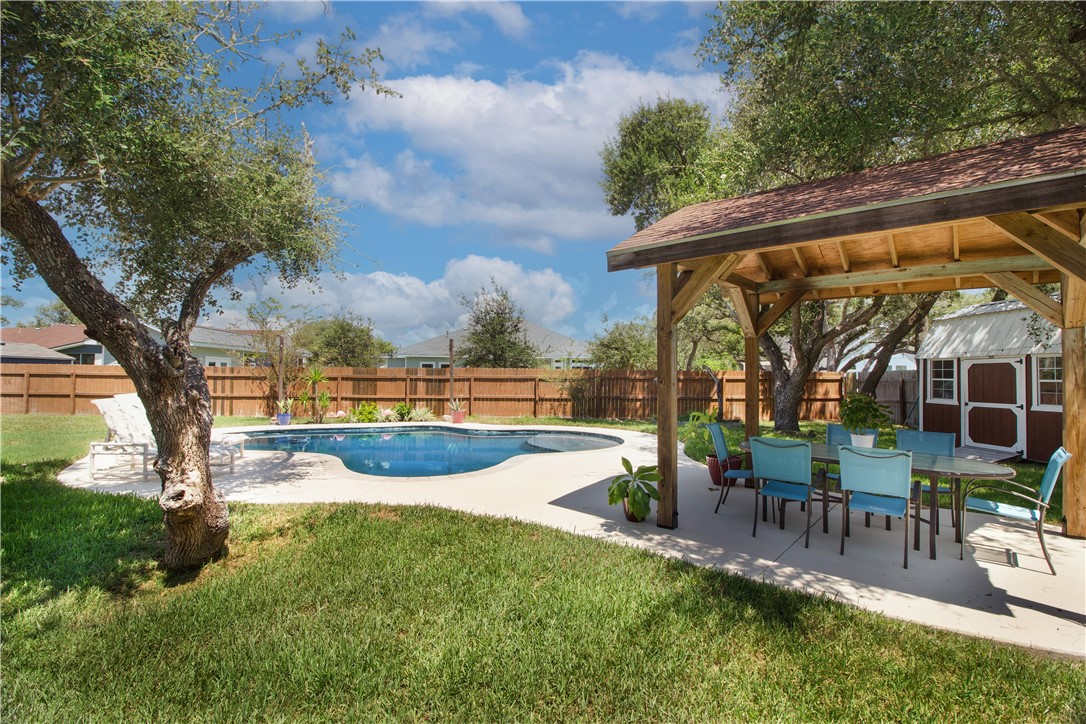 117 N Santa Clara Dr Property Photo 10