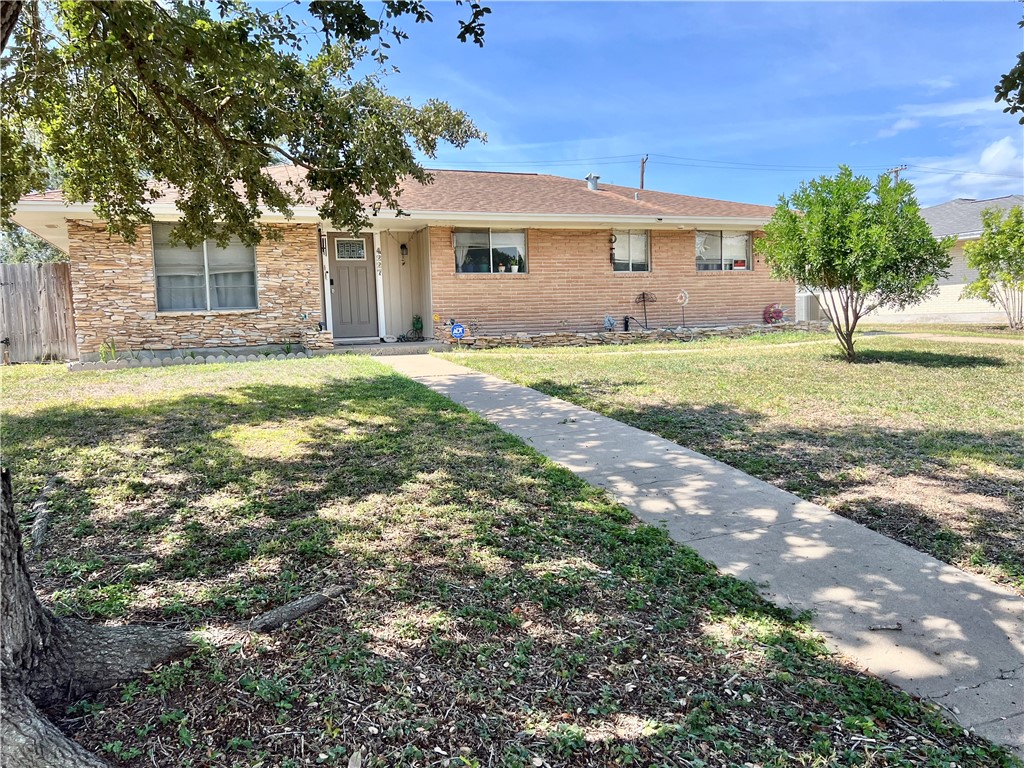 4227 Western Dr Property Photo 2