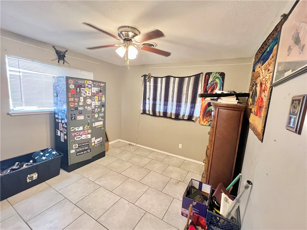 4227 Western Dr Property Photo 16