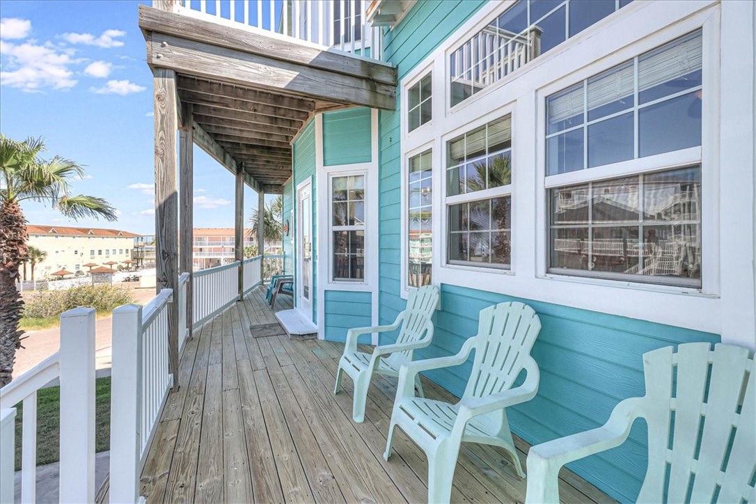 684 Anchor Dr Property Photo 7