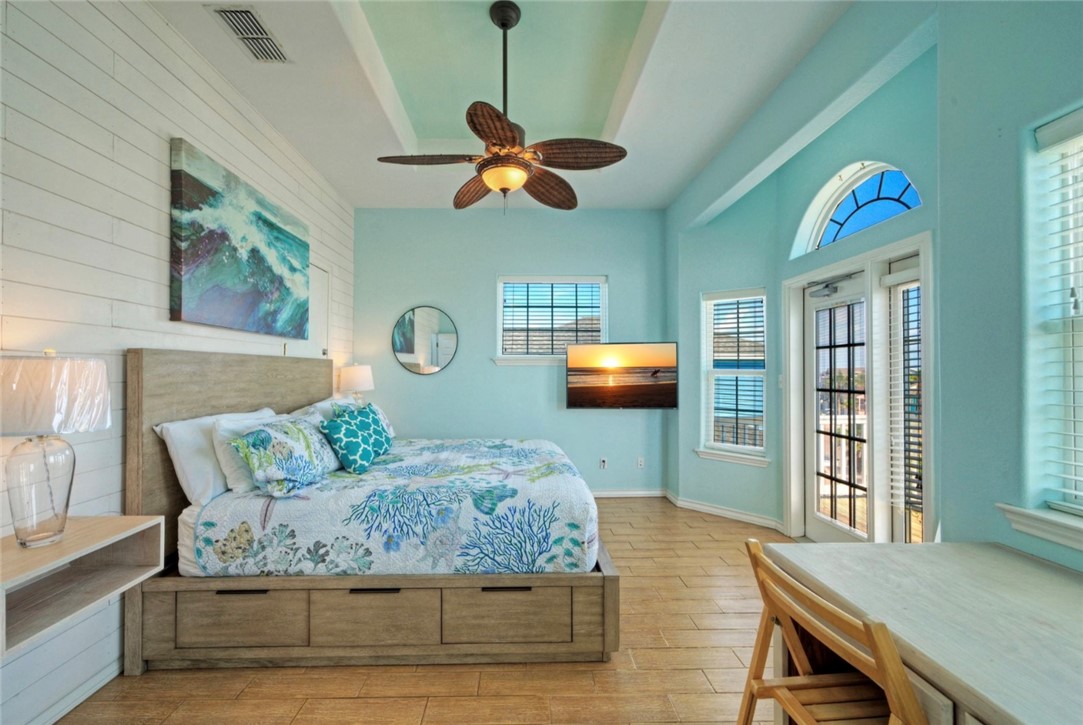 684 Anchor Dr Property Photo 16