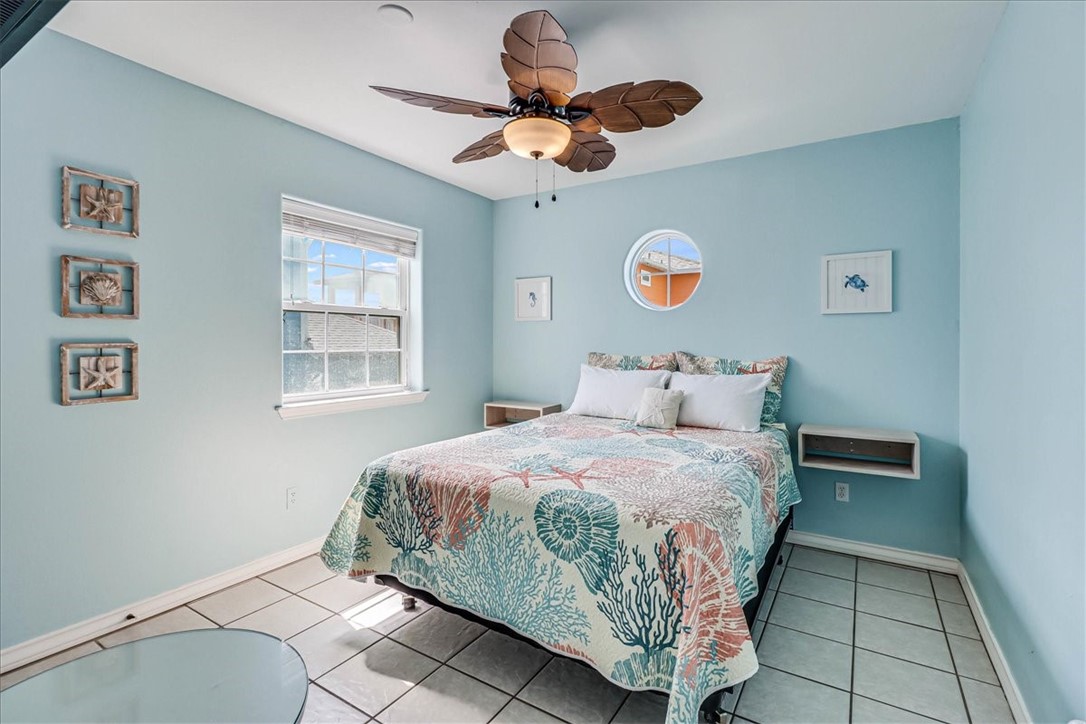 684 Anchor Dr Property Photo 22