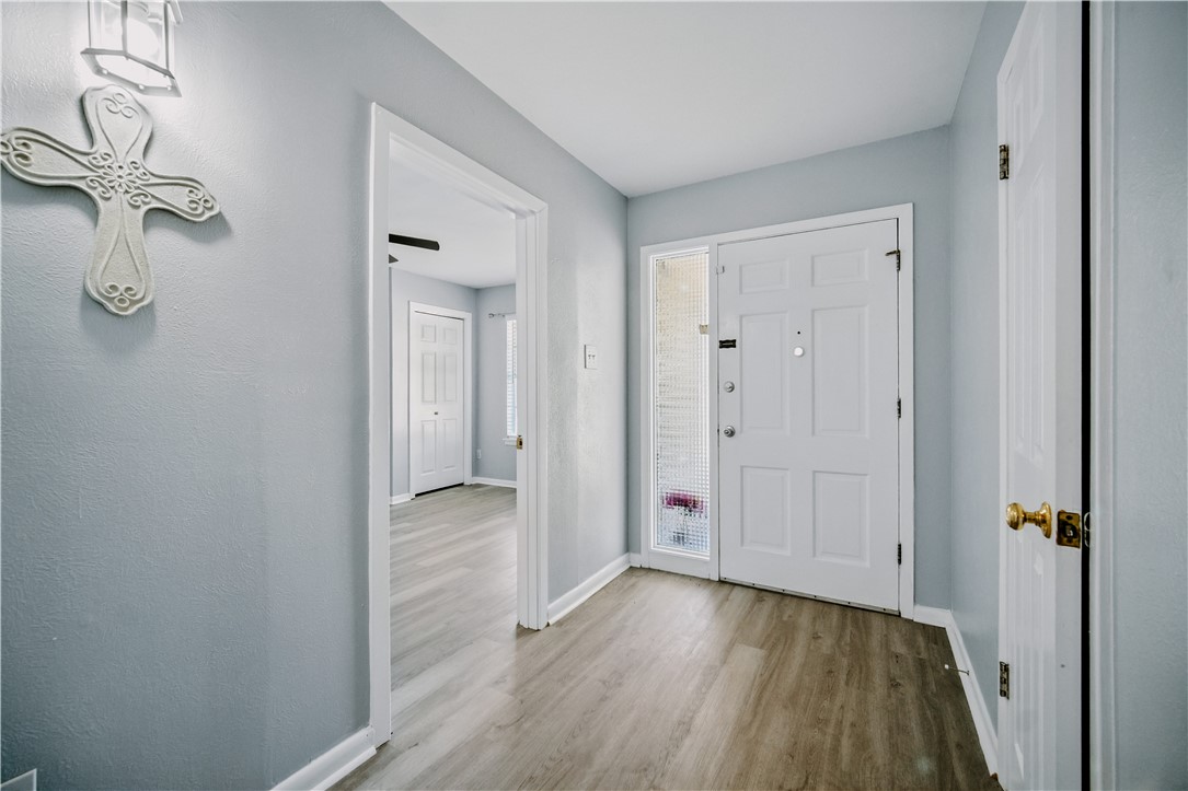 4649 Bonner Dr Property Photo 2