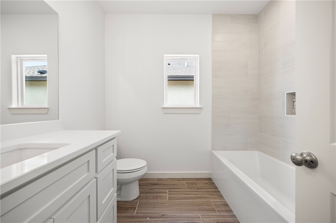 1702 Elm View Dr Property Photo 22