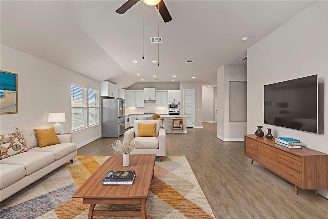 6533 Crockett Property Photo 13