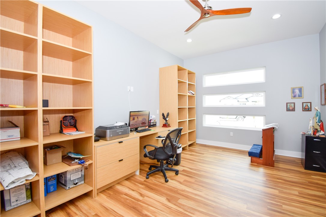 729 Battle Creek Dr Property Photo 9