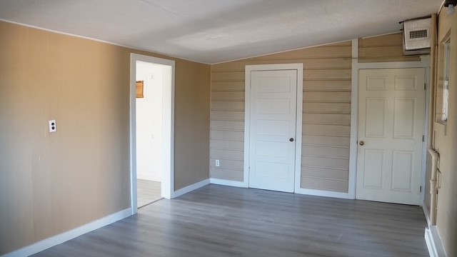 401 E Linar St Property Photo 5