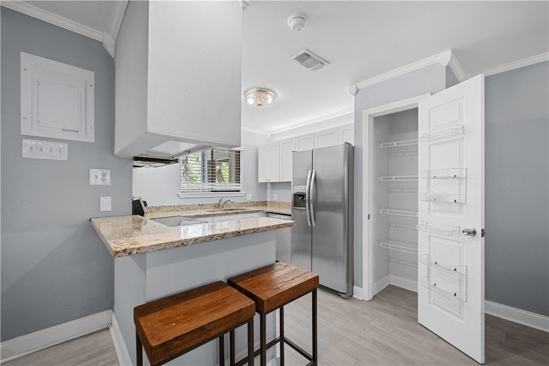 209 Forest Hills 121 Property Photo 6