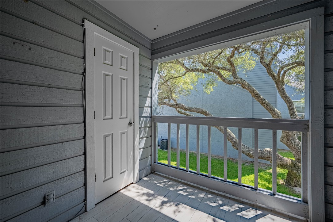 209 Forest Hills 121 Property Photo 21