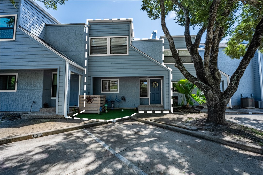 209 Forest Hills 121 Property Photo 23