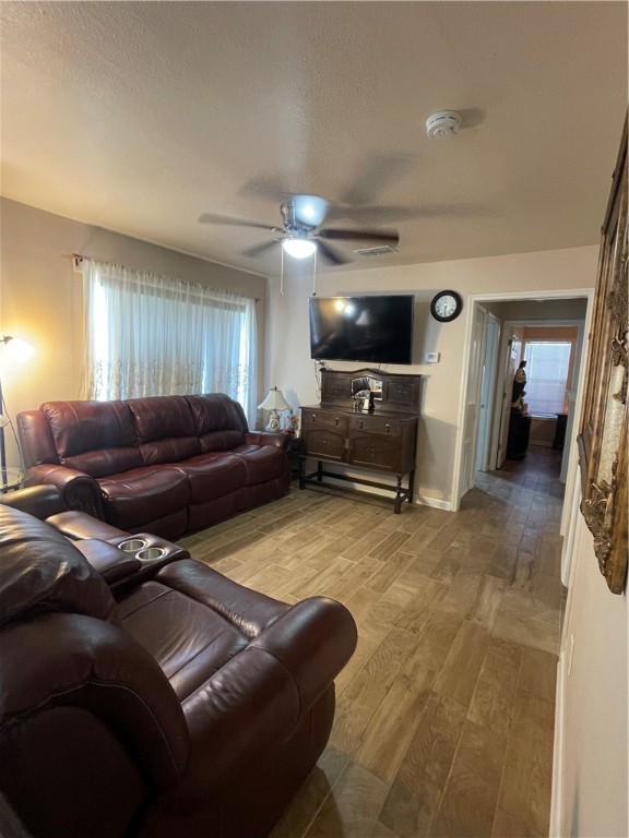 3457 Southland Dr Property Photo 5