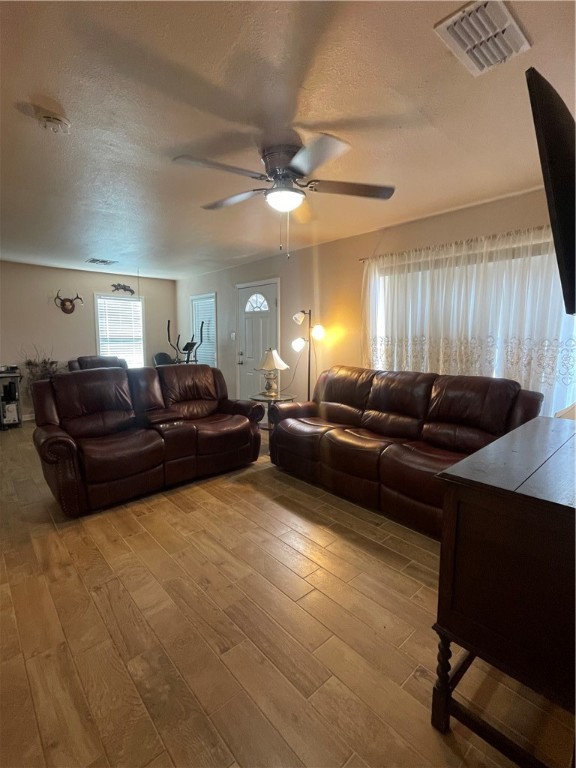 3457 Southland Dr Property Photo 6