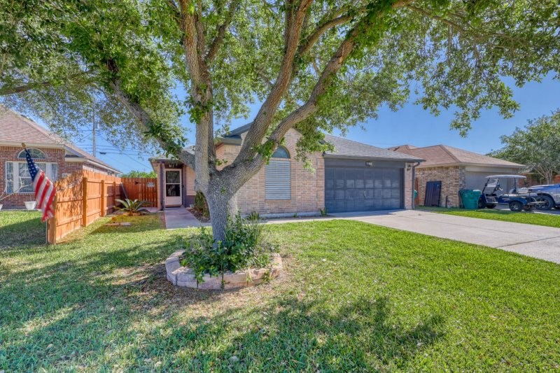 1530 Windy Oaks Dr Property Photo 1