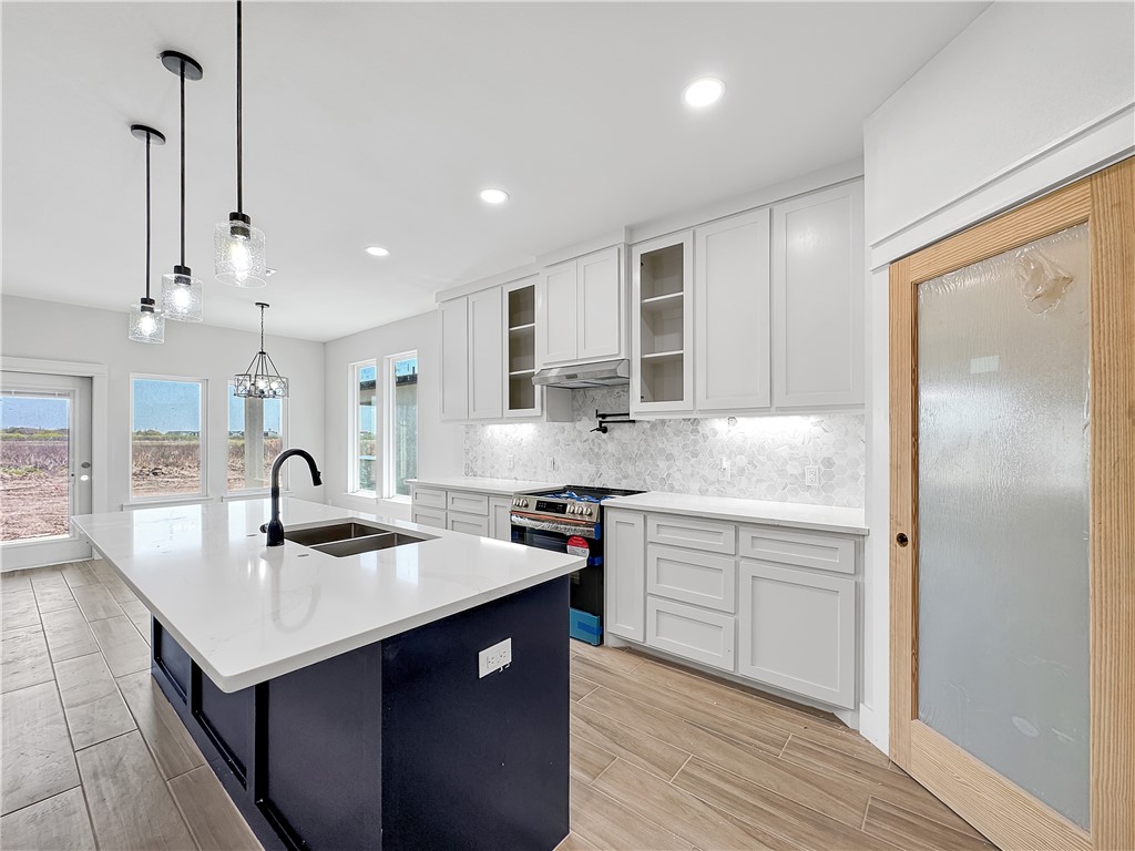 6222 Sadie St Property Photo 6