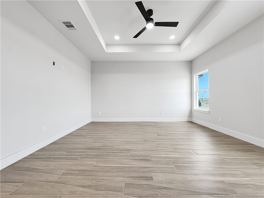 6222 Sadie St Property Photo 16