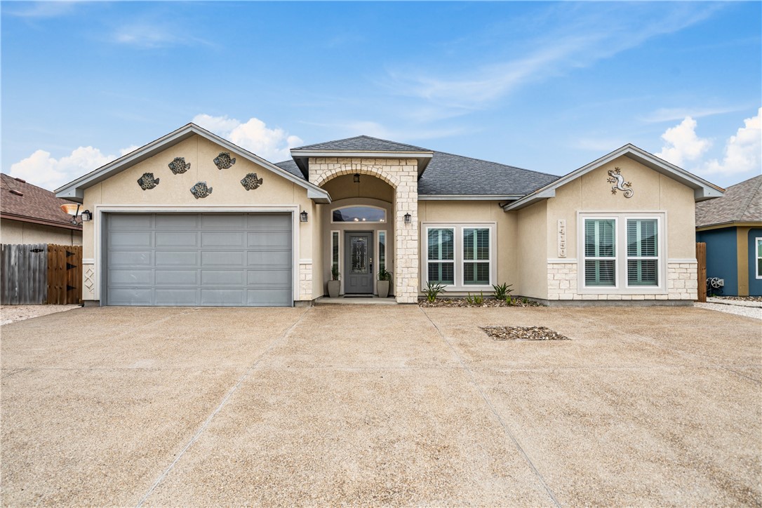 14150 Coquina Bay Ave Property Photo 2