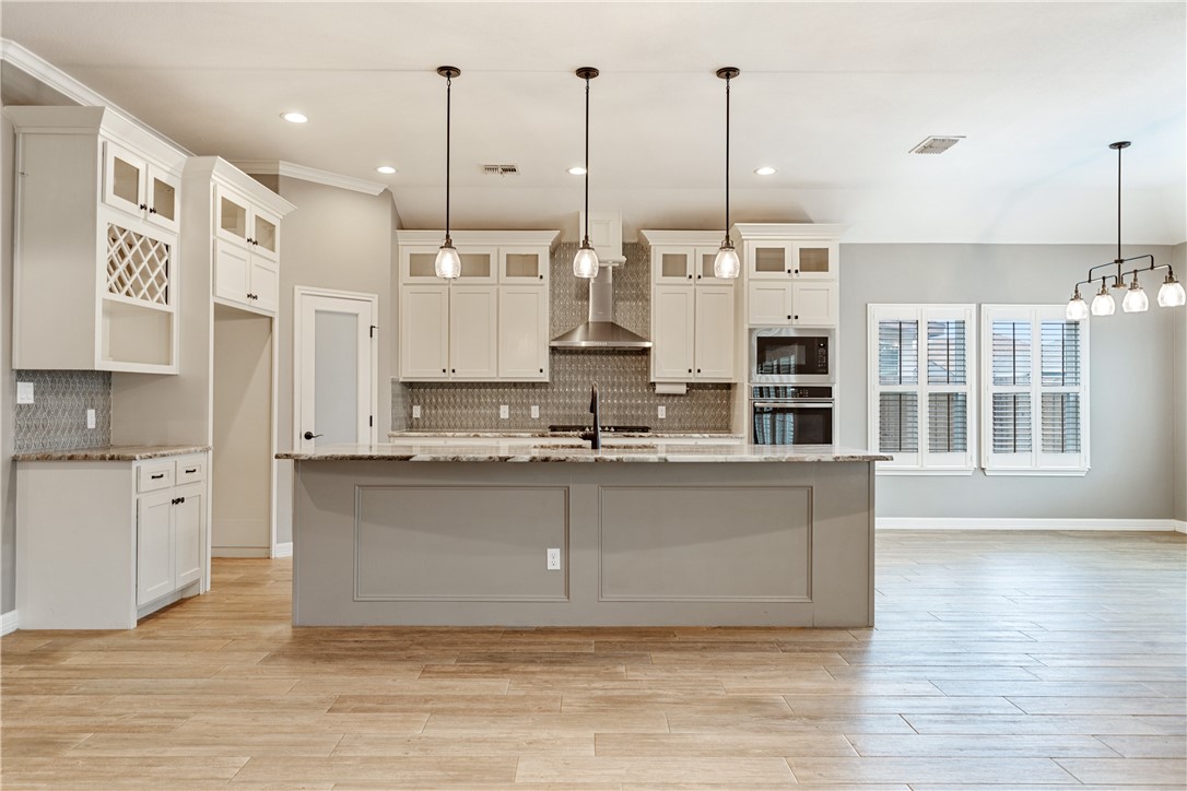 14150 Coquina Bay Ave Property Photo 8